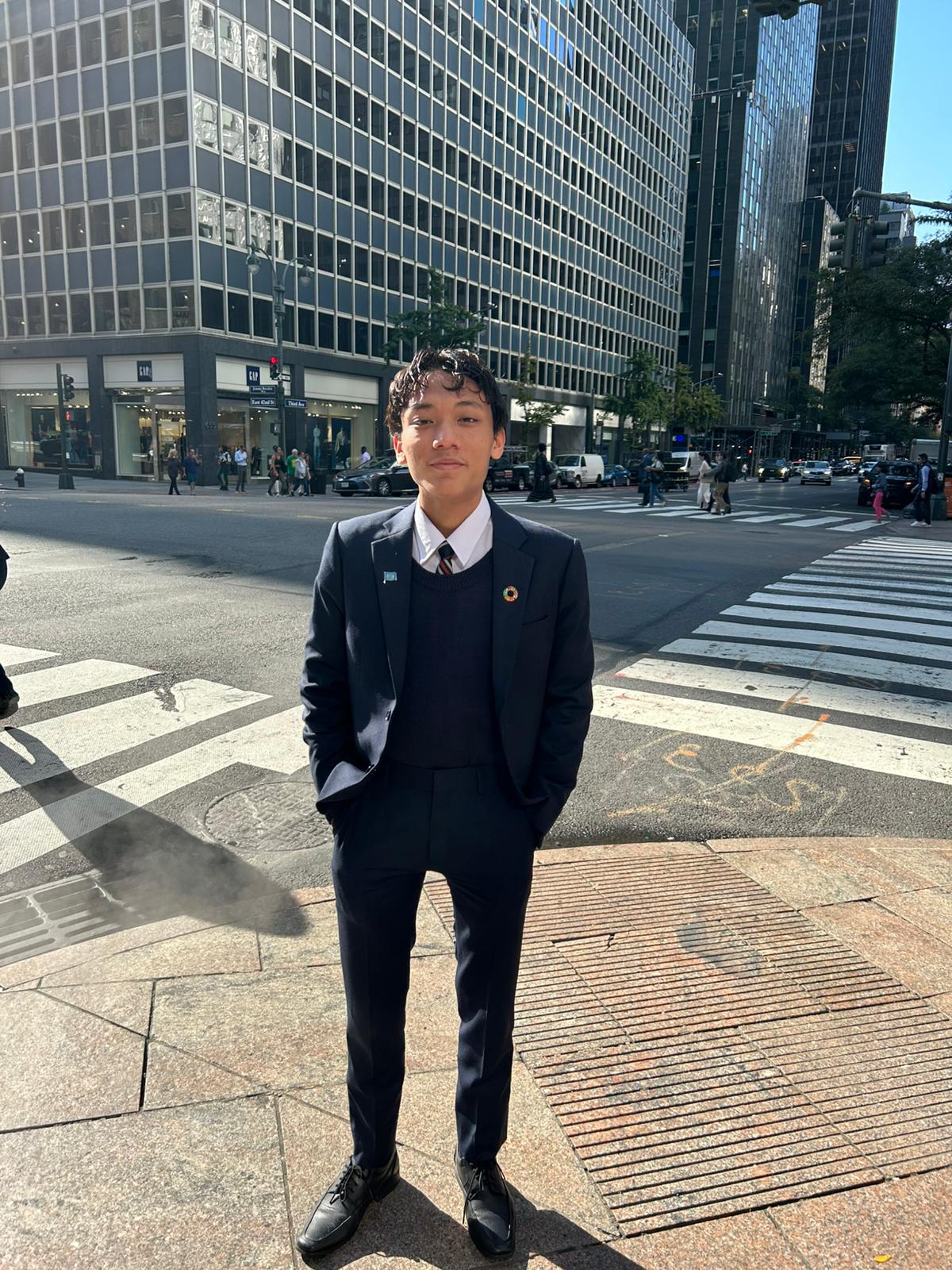 Paranut Juntree (Alex)​